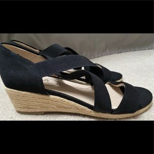 Life stride soft system wedge sandals